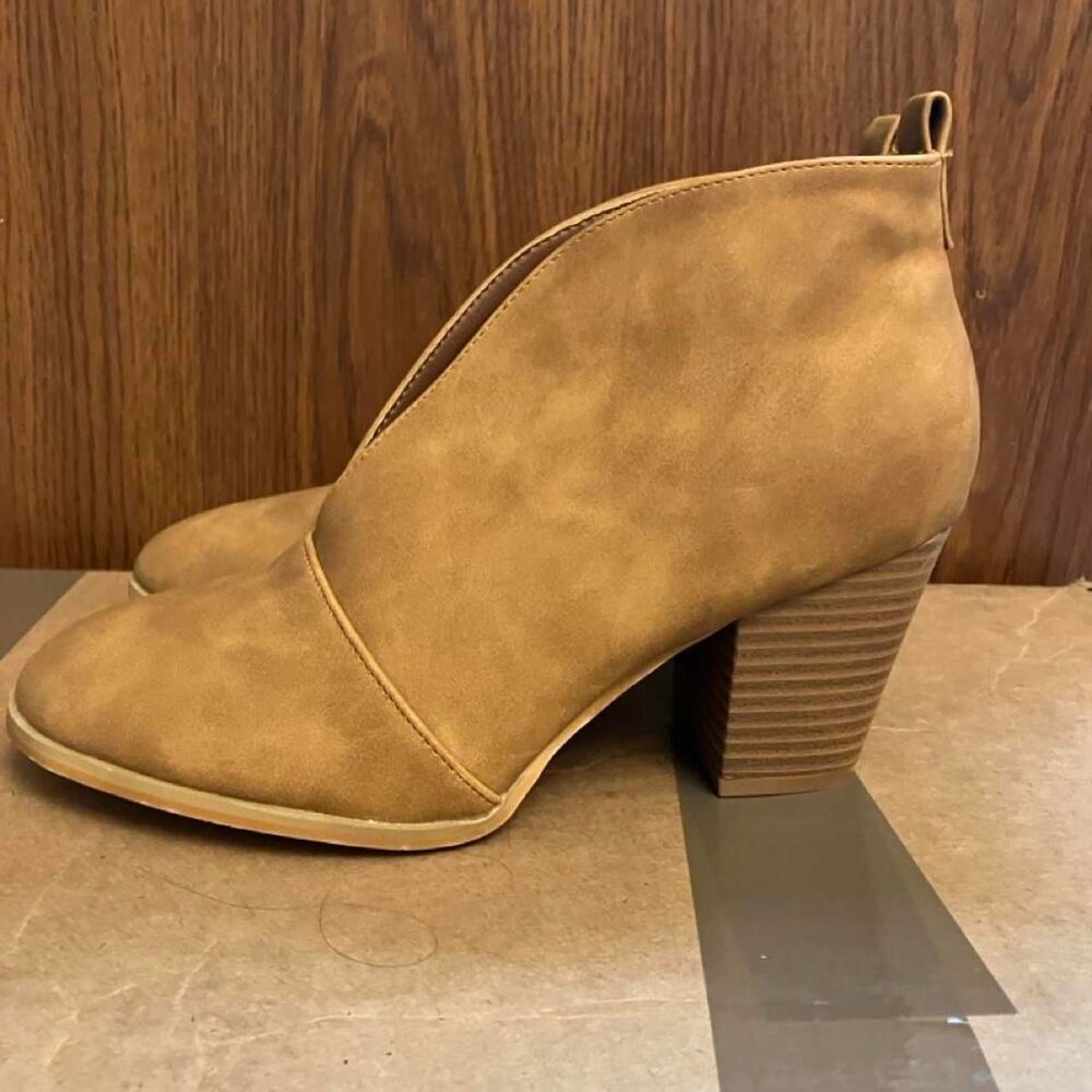 Weeboo Ramona-1 Ankle Boots - Picture 6 of 7